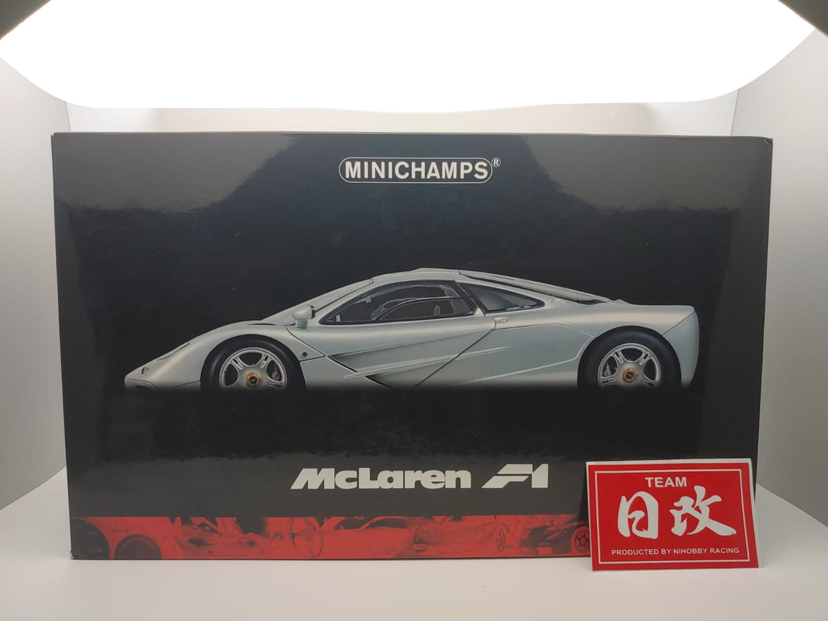 Minichamps 1/12 Scale - McLaren F1 Roadcar - Silver Brand New 