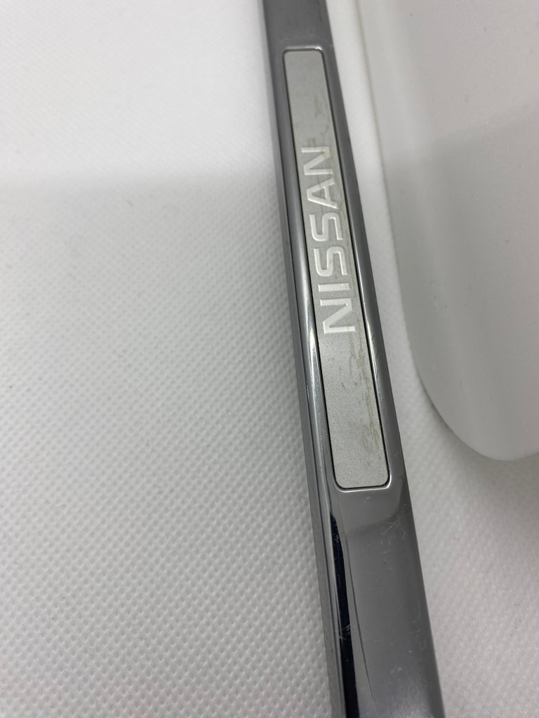 Nissan Genuine chrome License Plate Frame. (one pair) – NIHOBBY 日