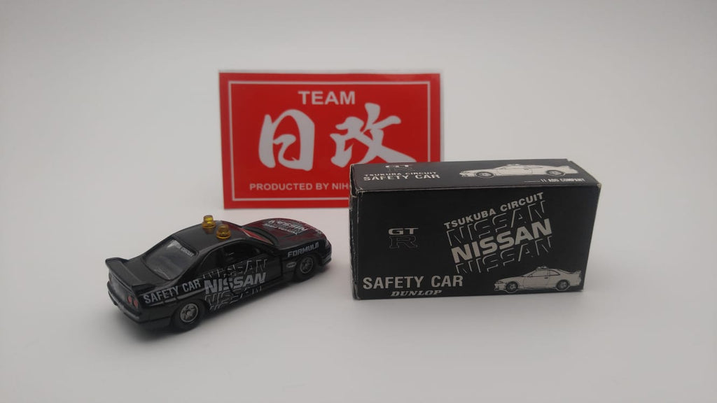 TOMICA NISSAN SKYLINE R33 GTR 1995 TSUKUBA CIRCUIT SAFETY CAR Made 